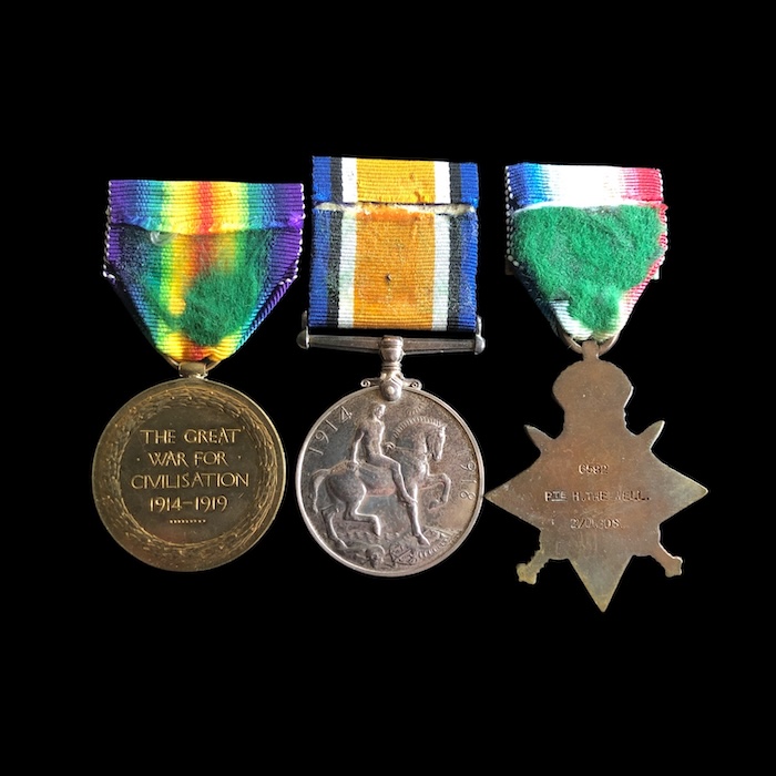 1914 Star and bar trio - 2nd Dragoon Guards.(Queens Bays) - Image 2